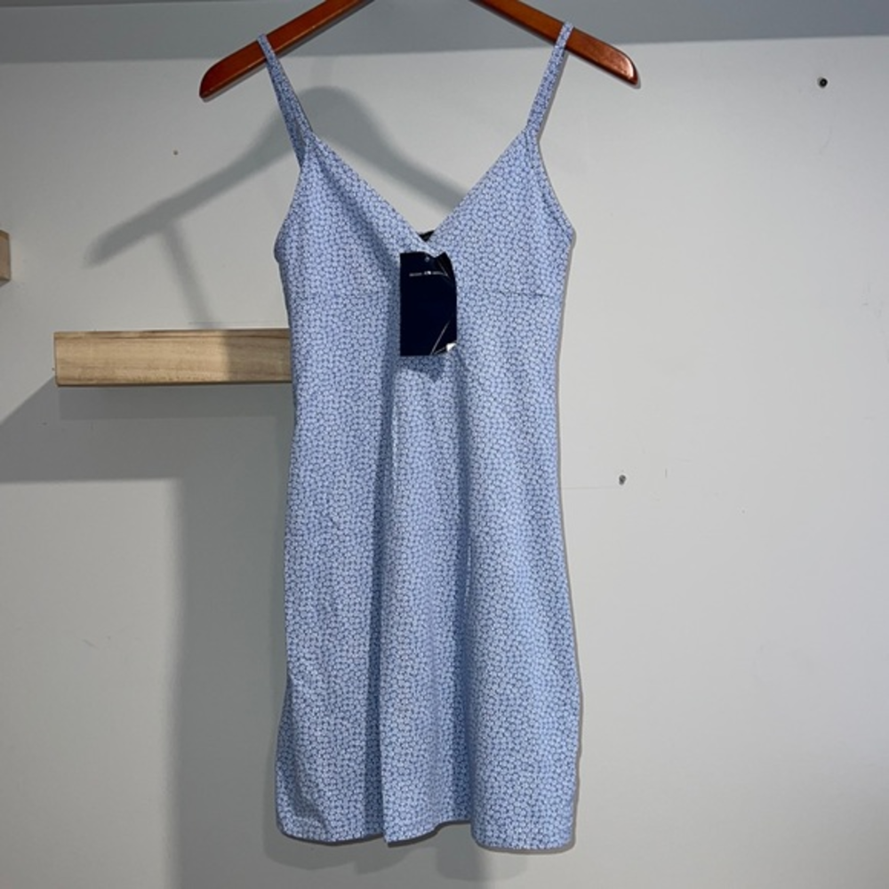 Brandy Melville, Amara blue white floral dress NWT
